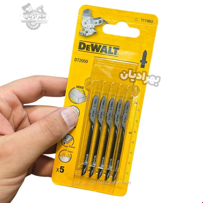 تیغ اره عمود بر چوب ( گرد بر دندانه ریز )